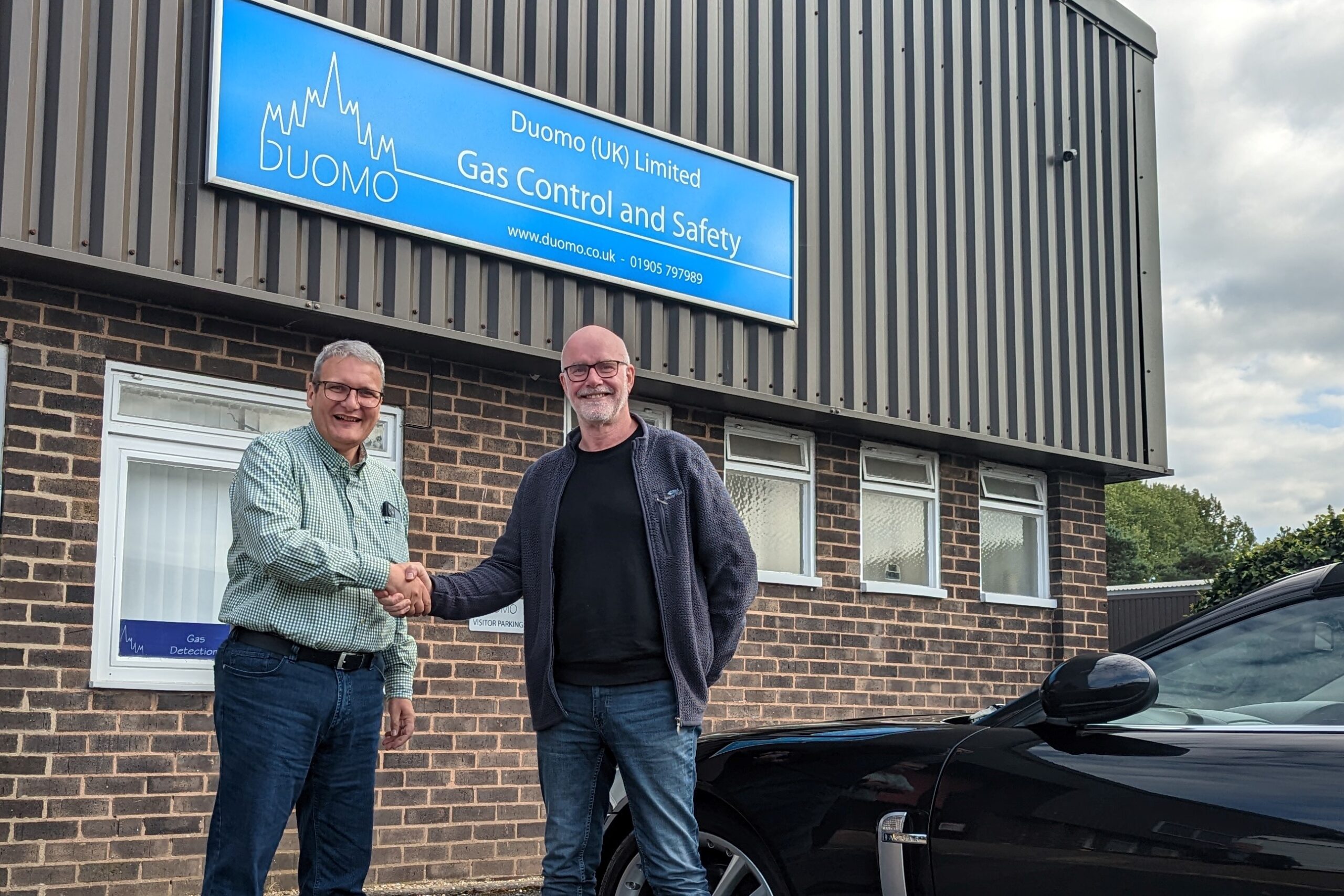 Flamonitec and Duomo Distribution agreement