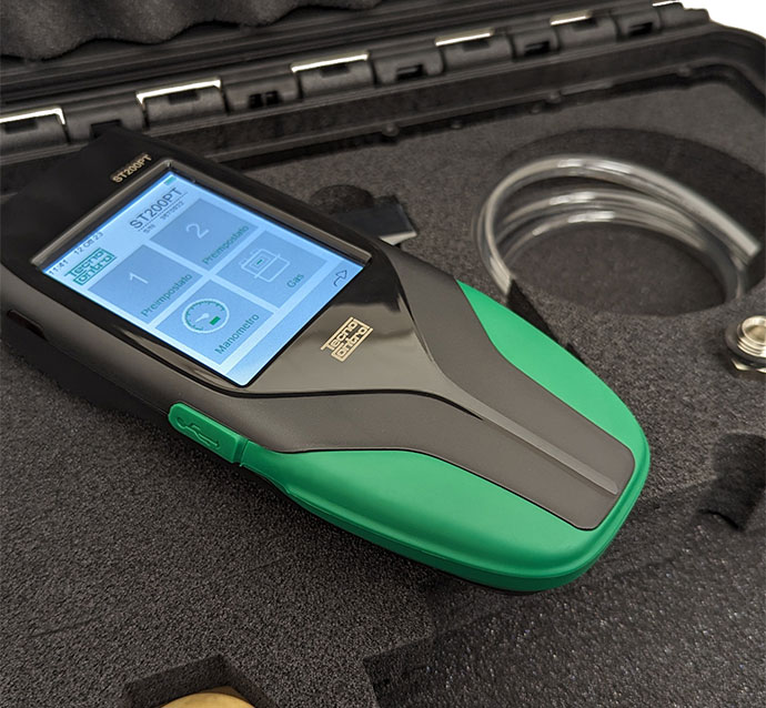 ST200PT Gas Leak Tester